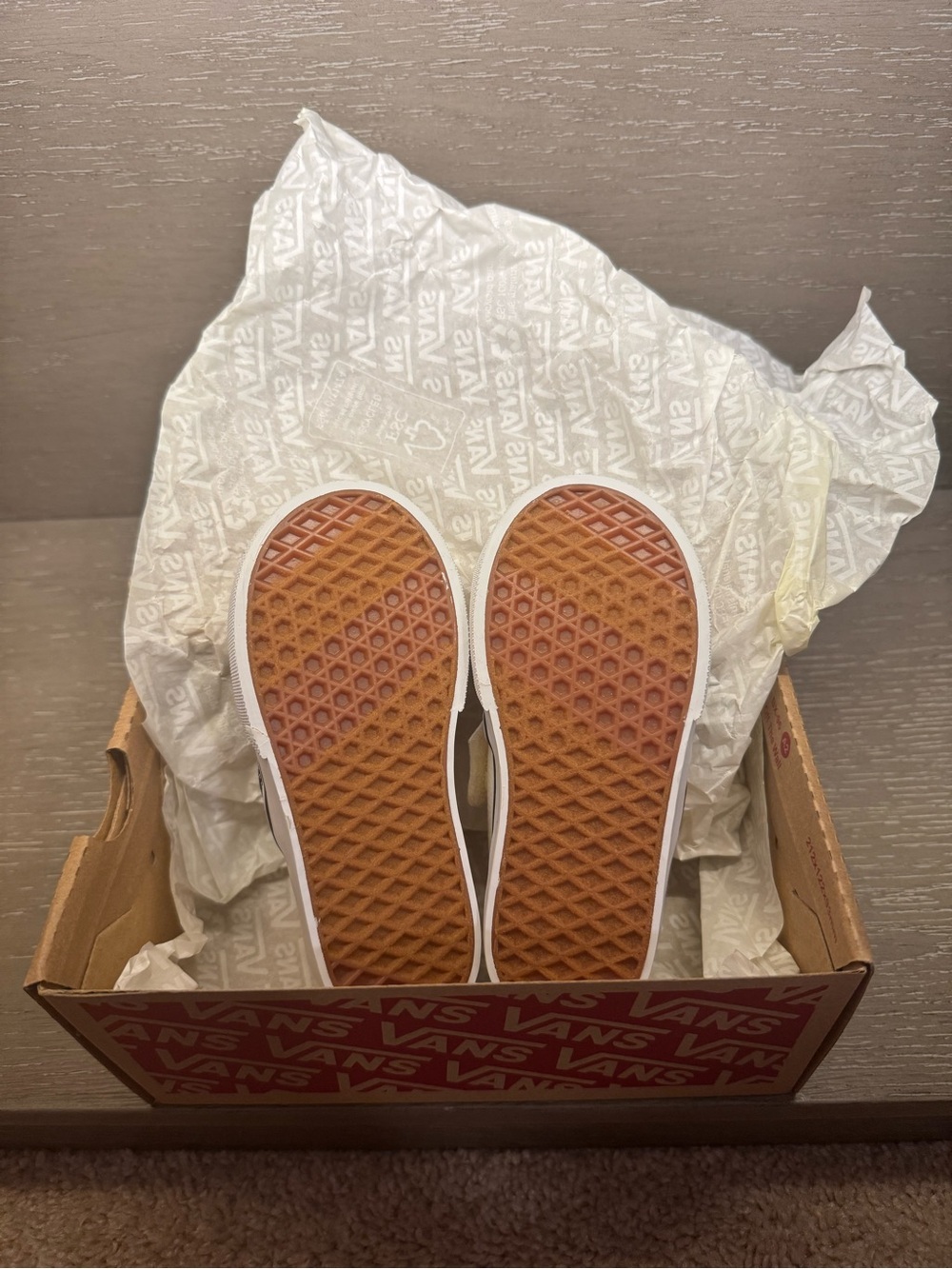NEW In Box Vans Toddler Classic Slip-On V Checkerboard Shoe - Picture 12 of 12